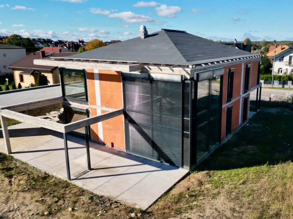 Realizacja homekoncept 83 mlawa okna zaluzje — Realizacja – Homekoncept 83