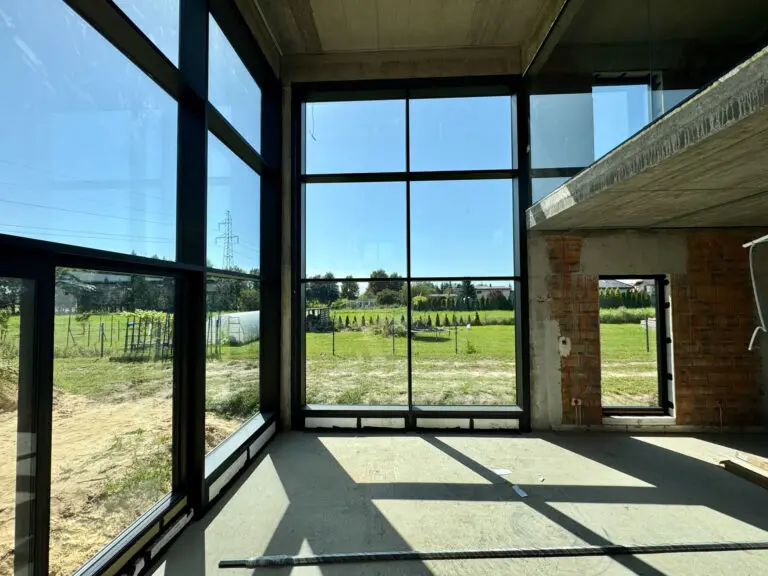 Realizacja Homekoncept 83, okna i fasady aluminiowe — baner wpisu